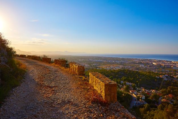 La pista di Denia nella montagna Montgo ad Alicante