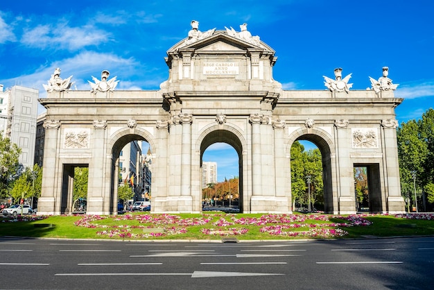 La Porta di Alcalà Madrid