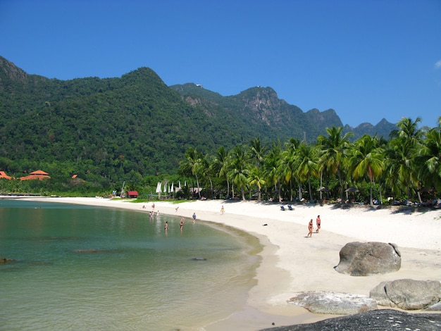 La spiaggia nell'isola di Langkavi, Malesia