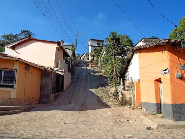 La strada nella città di Copan dell'Honduras