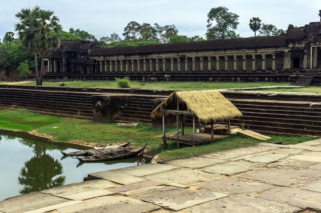 La strada per il tempio di ANKOR Wat in Cambogia