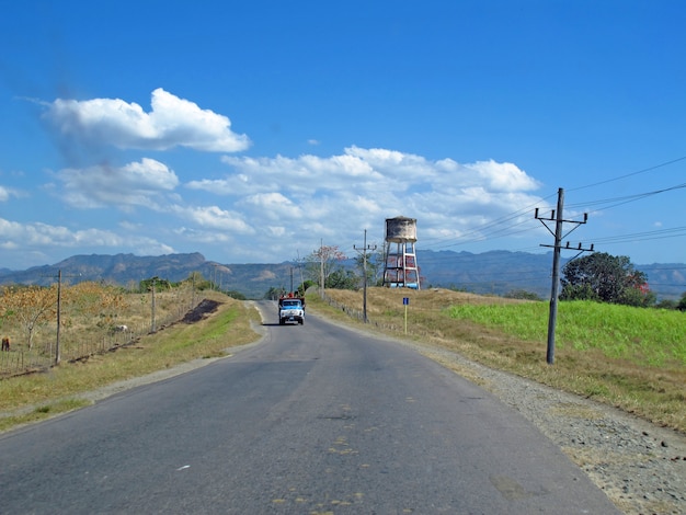 La strada per Trinidad, Cuba