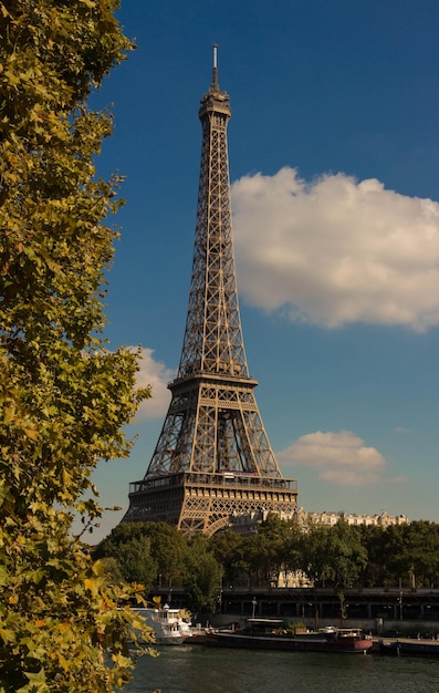 La Torre Eiffel Parigi Francia