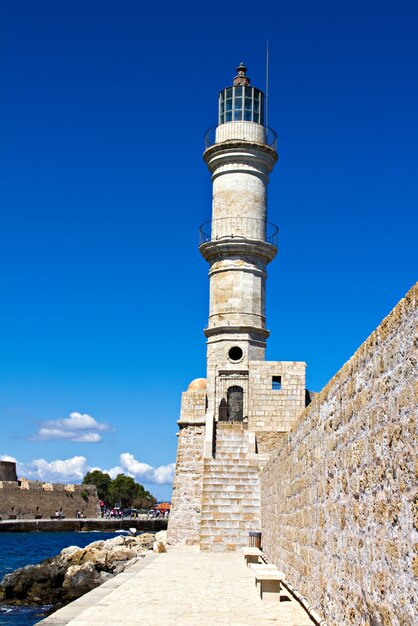 La vecchia torre del faro di Chania a Creta