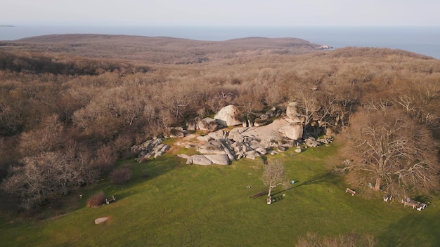 La veduta aerea di Beglik Tash è un fenomeno roccioso sulla costa del Mar Nero in Bulgaria