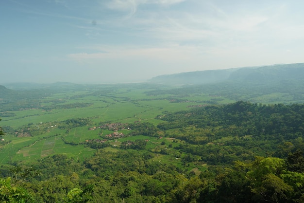 La vista dalla cima della montagna