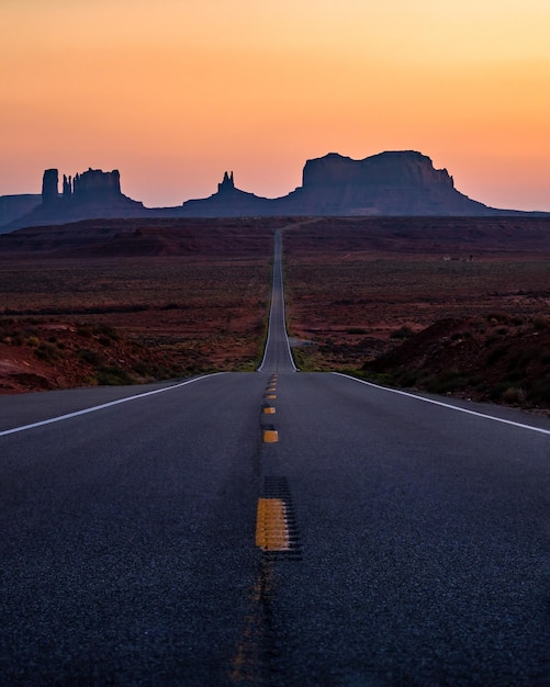 La vista iconica della Monument Valley vista da Forrest Gump Point.