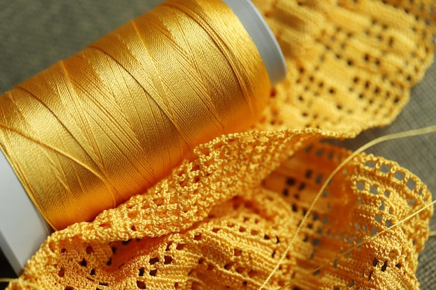 Lace yarn and handmade lace