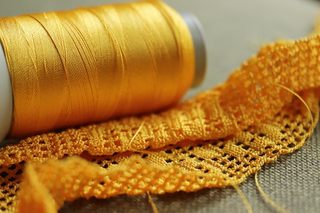 Lace yarn and handmade lace