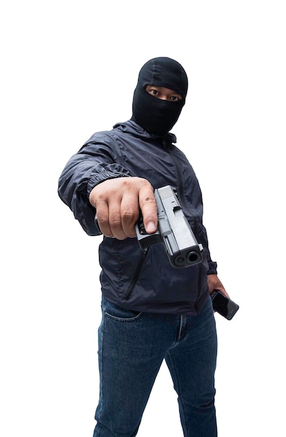 Ladro o terrorista Tenendo la pistola in varie pose su sfondo isolato con tracciato di ritaglio