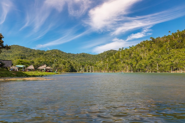 Lago a Cuba