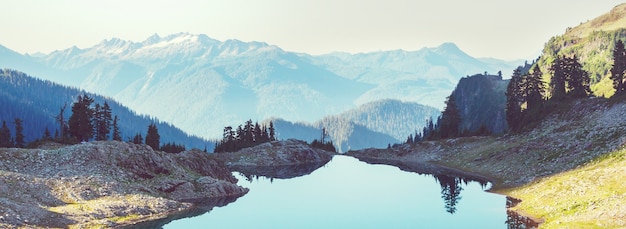 Lago d'Anna e mt. Shuksan, Washington