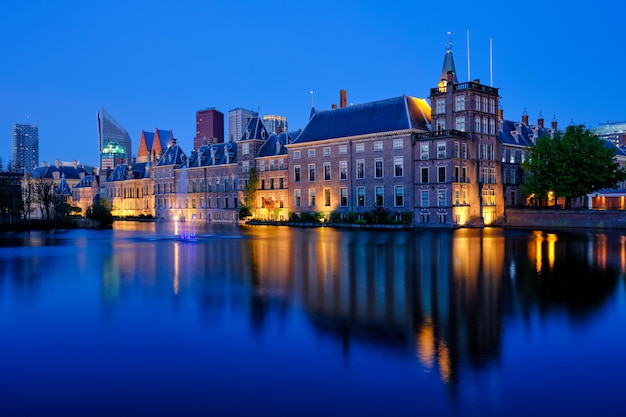 Lago Hofvijver e Binnenhof, L'Aia