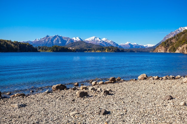 Lago Nahuel Huapi vicino a Bariloche, regione della Patagonia in Argentina.