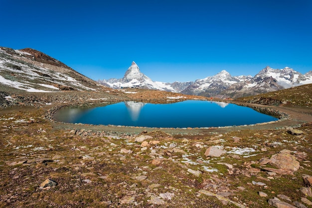 Lago Riffelsee e Matterhorn Svizzera