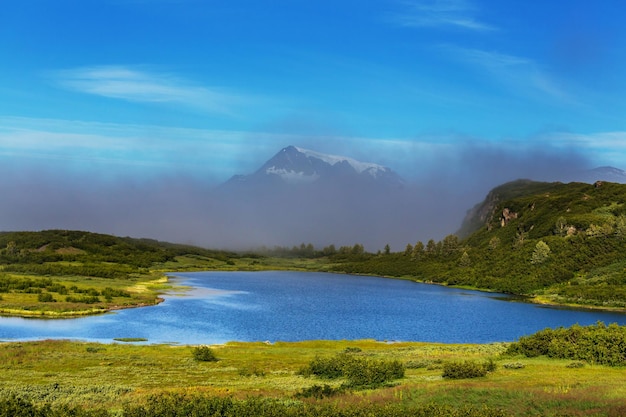 Lago Serenity nella tundra dell'Alaska