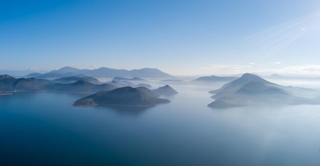 Lago Yliki dall'alto, Grecia.