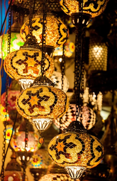 Lampade ottomane a mosaico del Grand Bazaar