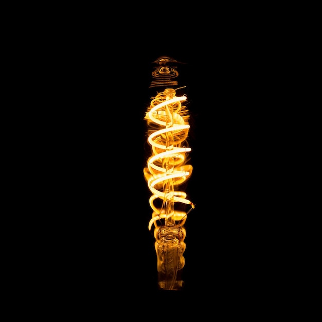Lampadina Edisons con filamento di tungsteno incandescente
