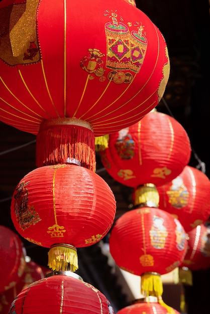Lanterne cinesi del nuovo anno nell'area della città della Cina.