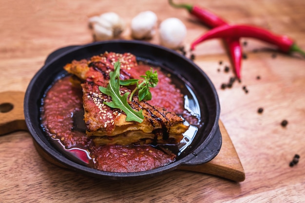 Lasagna alla bolognese in padella calda