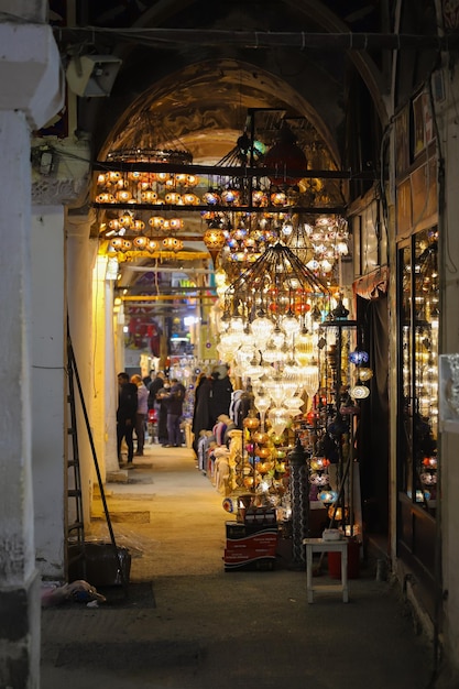 Laterns turchi colorati a Istanbul in Turchia