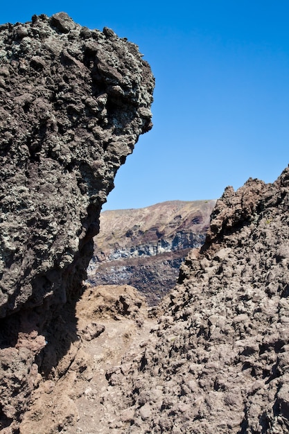 Lava vulcanica fredda nel cratere del Vesuvio - Napoli - Italia