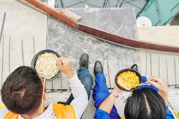 Lavoratori a pranzo