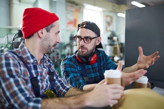 Lavoratori in pausa caffè