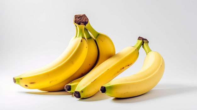 Le banane sono su uno sfondo bianco.