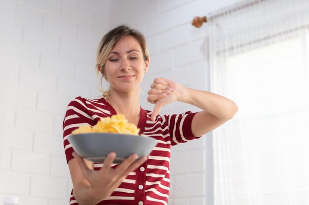 Le giovani femmine pensano che le patatine fritte siano un alimento che ha pochissimi benefici nutrizionali