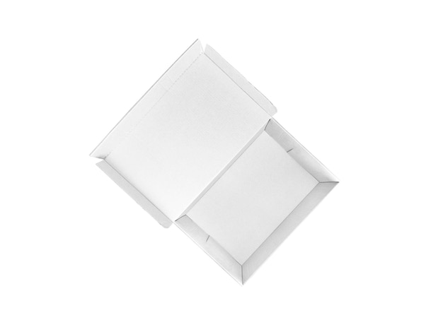Le scatole di imballaggio vuote aprono il mockup isolato su priorità bassa bianca