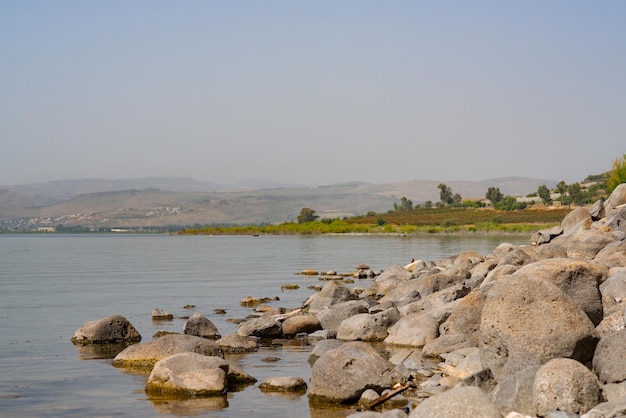 Le sponde del Lago di Tiberiade in Galilea