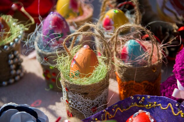 Le uova di Pasqua sono fatte a mano