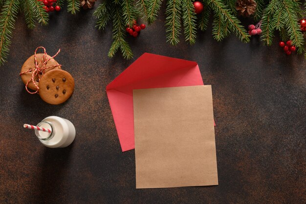 Lettera per Babbo Natale, latte e biscotti di panpepato fatti in casa