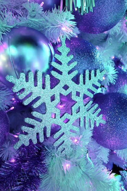 Light-up Glitter Snowflake e Glitter Ball a forma di ornamenti natalizi in Blue Light