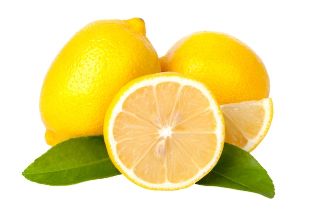 Limone fresco isolato