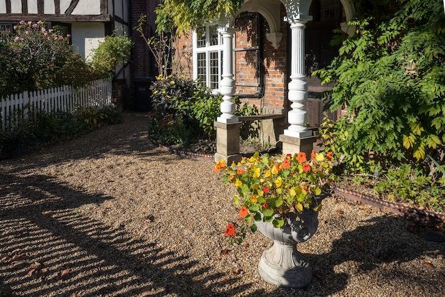 LINDFIELD, WEST SUSSEX/UK - 29 ottobre : Vista degli edifici nel villaggio di Lindfield West Sussex il 29 ottobre 2018