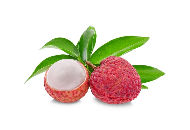 litchi isolati su sfondo bianco