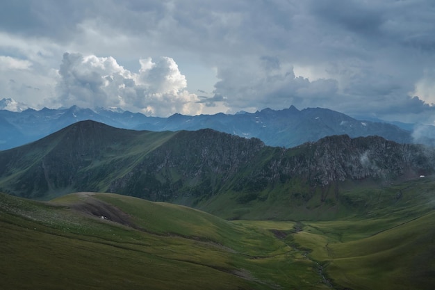 Località turistica della gamma Zagedanskiy di Arkhyz