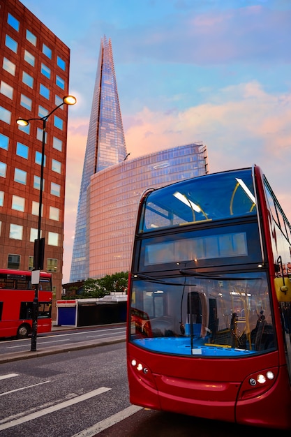 Londra The Shard building al tramonto