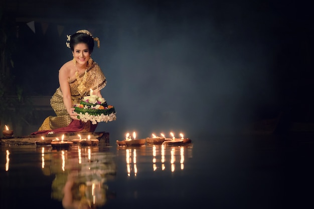 Loy Krathong Festival tradizionale