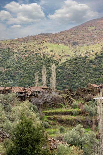 Lubbey Village abbandonato il vecchio villaggio ottomano risalente all'antica antichità Odemis Izmir in Turchia