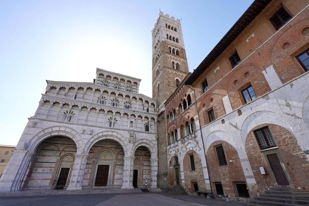 Lucca Duomo di San Martino Toscana Italia Grandangolo