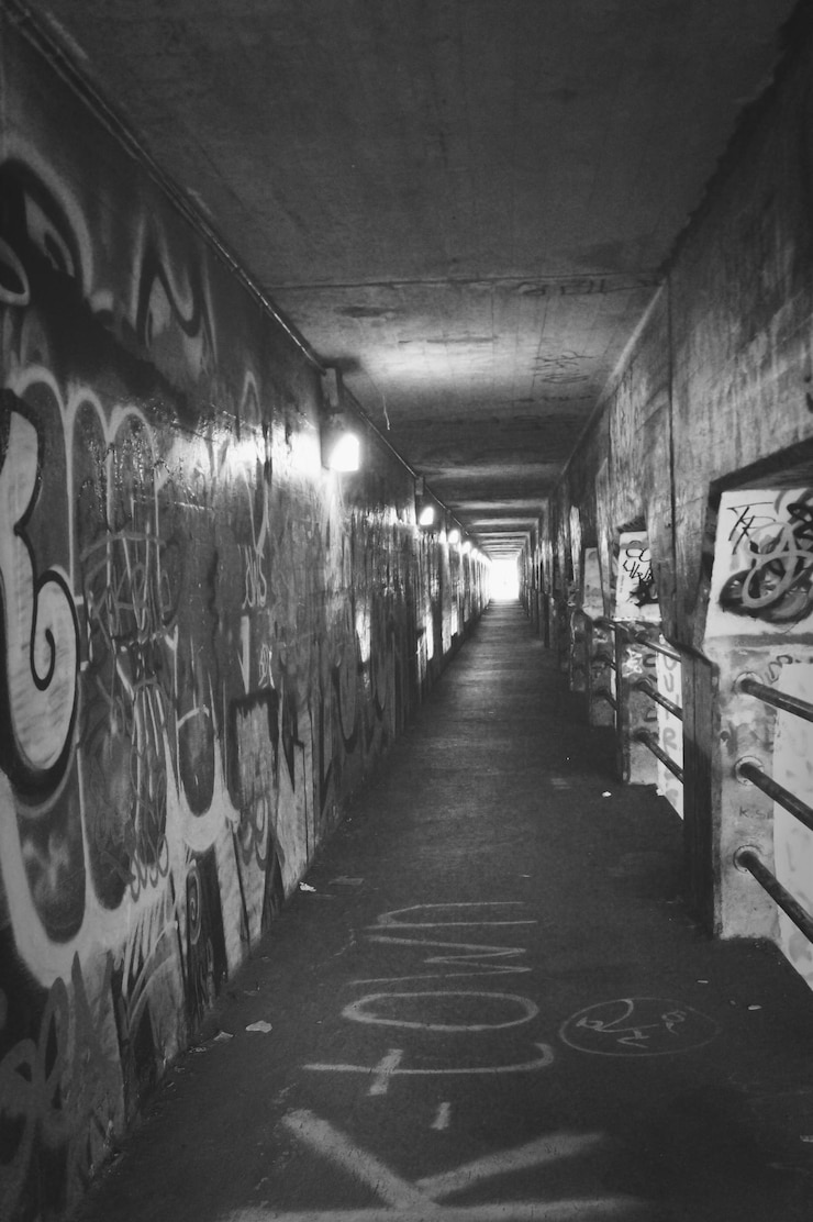 Foto luce alla fine del tunnel