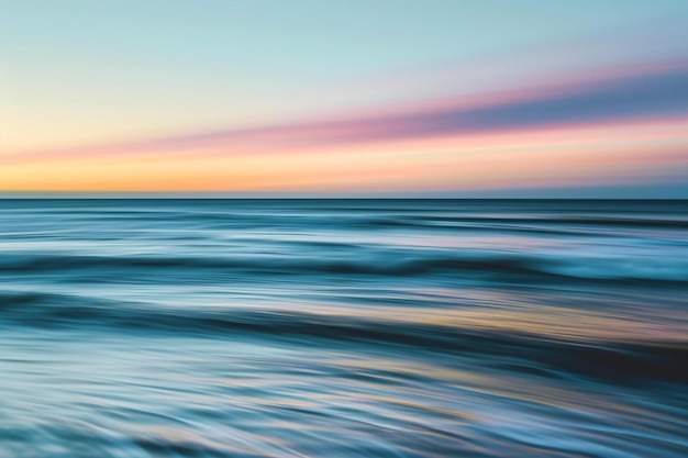 Lunga esposizione delle onde marine al tramonto Fotografia a lunga esposizione del paesaggio marino
