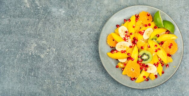 Macedonia di agrumi e frutti di bosco