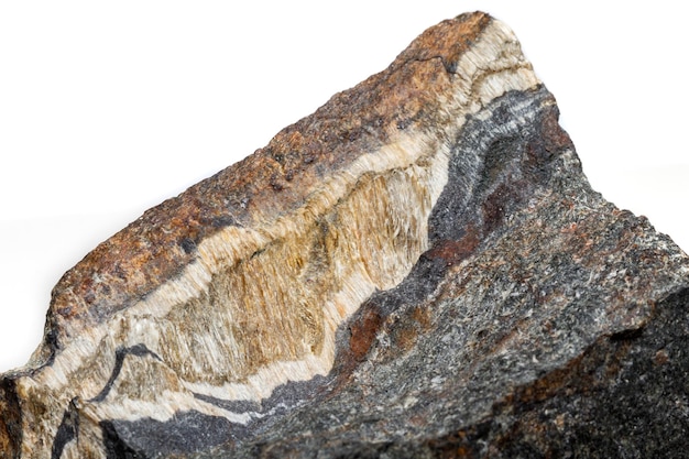 Macro pietra minerale Occhio di serpente nella roccia uno sfondo bianco