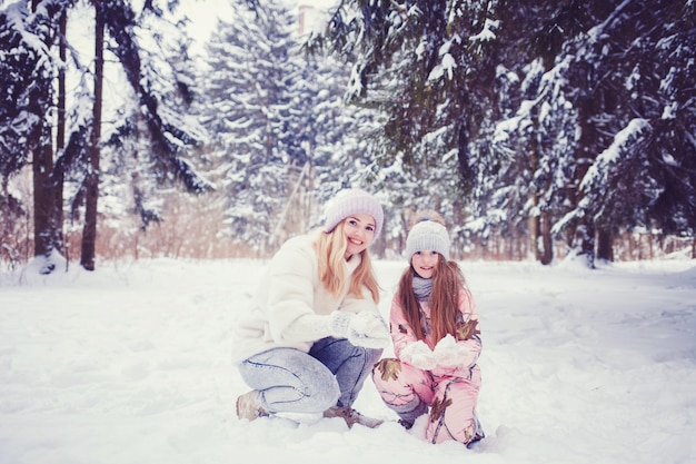 Madre e figlia figlia divertirsi