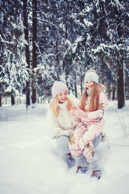 Madre e figlia figlia divertirsi
